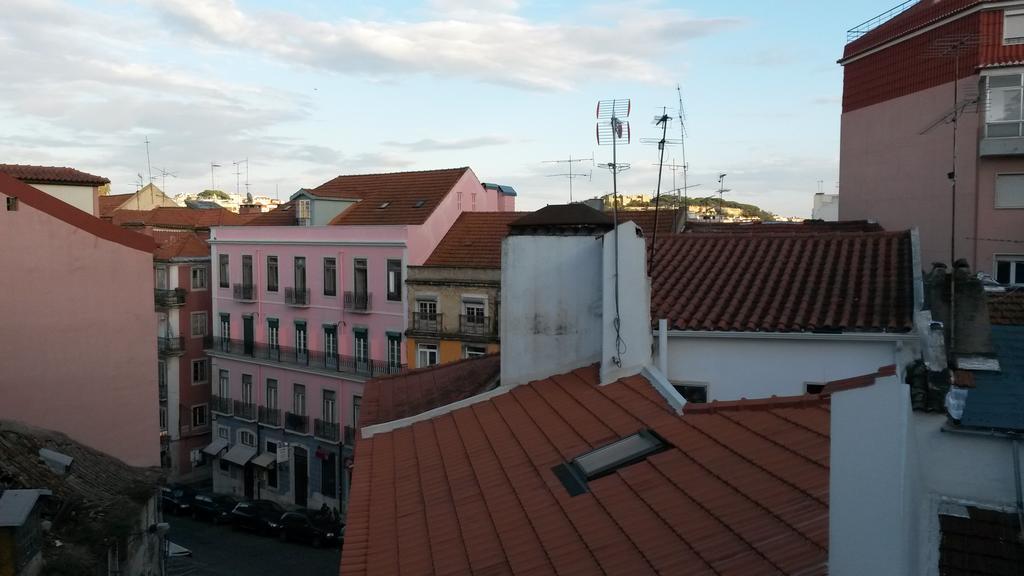 Sloped Ceiling Lisboa